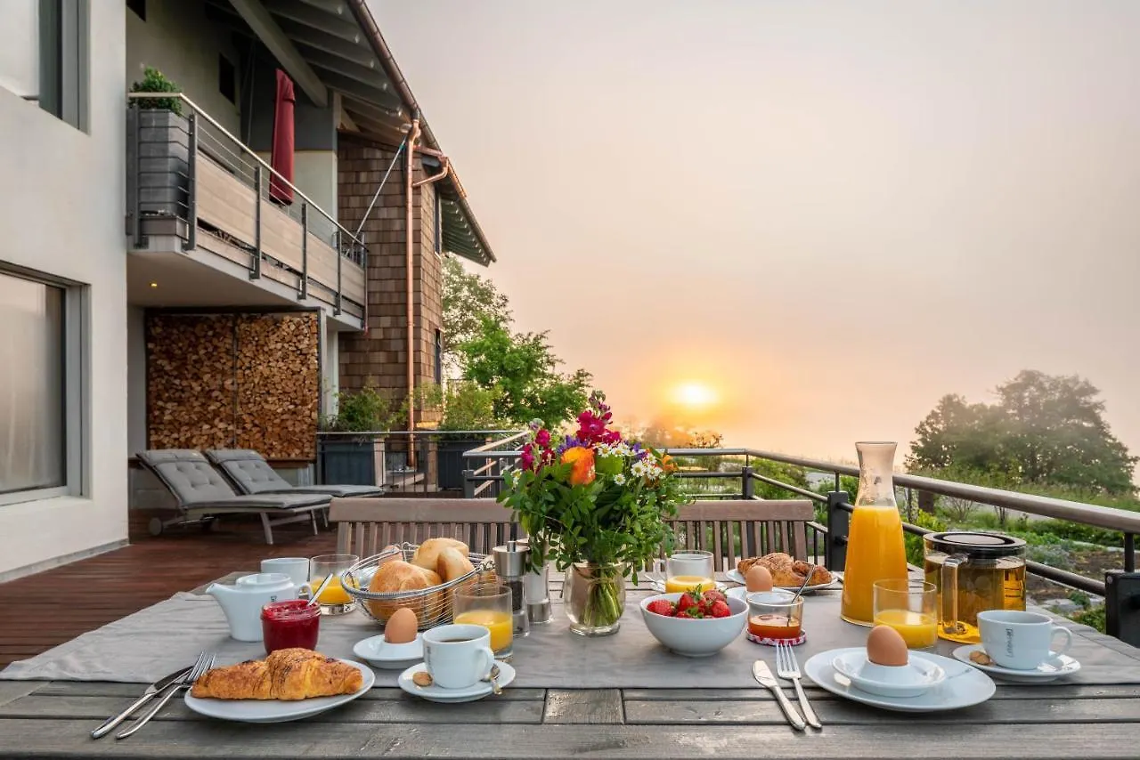 Apartment Lebensart Am See Bad Endorf Germany